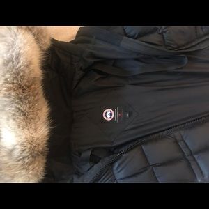 Canada Goose Slim fit women’s coat